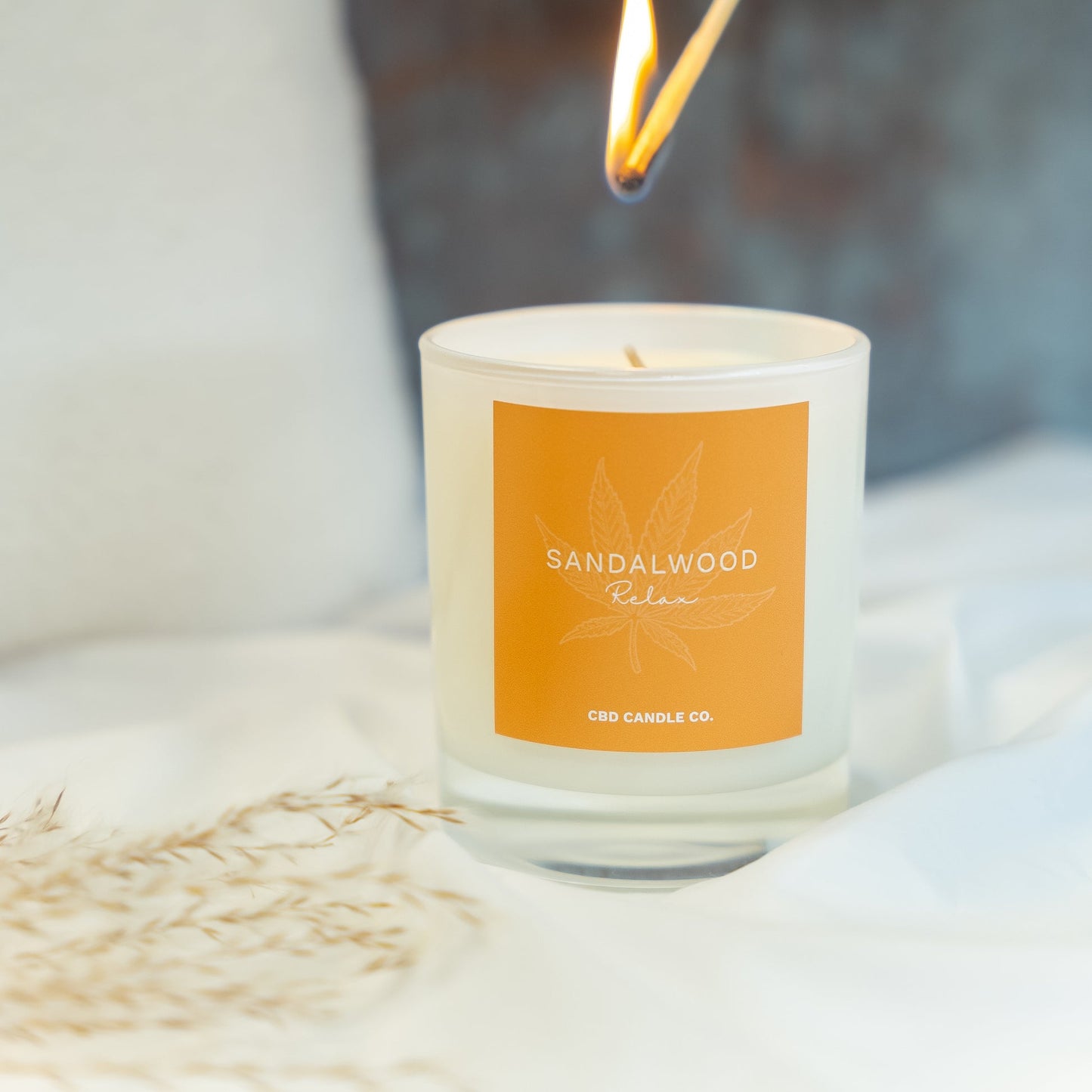 CBD_Candle_Company_Sandalwood_Relax